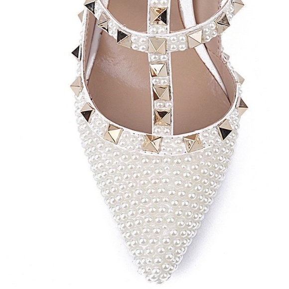 Pearl Heels - Picture 3 of 6